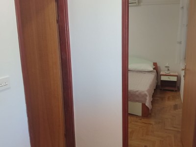 Apartment One bedroom apartment with terrace and sea view Rovanjska, Paklenica A-24348-a - Outdoor photo 15