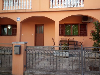 Apartment One bedroom apartment with terrace and sea view Rovanjska, Paklenica A-24348-a - Outdoor photo 16