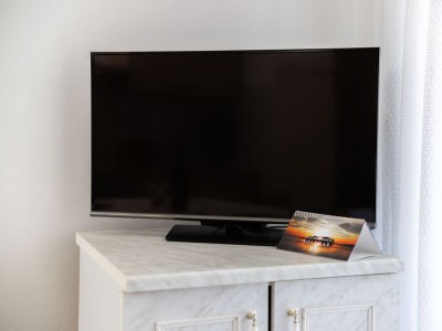 Apartment Two bedroom apartment with terrace and sea view Rab A-24367-a - Outdoor photo 10