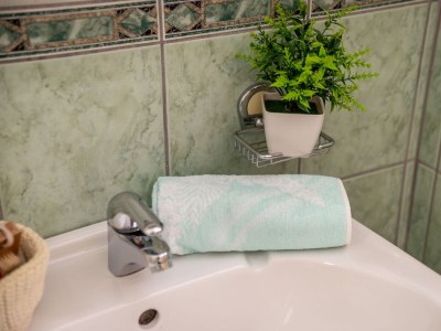 Apartment Two bedroom apartment with terrace and sea view Rab A-24367-a - Outdoor photo 21