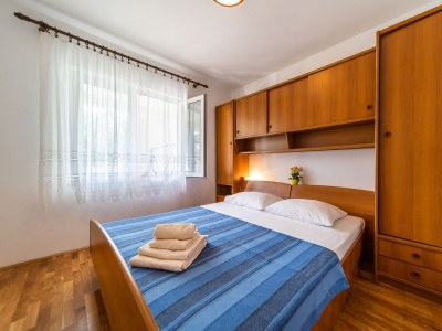 Apartment Two bedroom apartment with terrace Rab A-24367-b - Outdoor photo 14