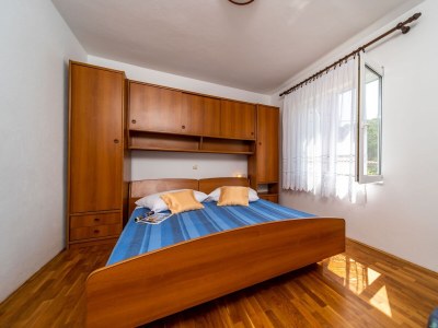 Apartment Two bedroom apartment with terrace Rab A-24367-b - Outdoor photo 17