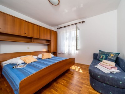 Apartment Two bedroom apartment with terrace Rab A-24367-b - Outdoor photo 18