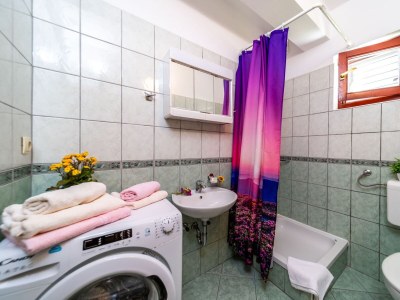 Apartment Two bedroom apartment with terrace Rab A-24367-b - Outdoor photo 20