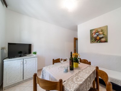 Apartment One bedroom apartment with terrace Rab A-24367-c - Outdoor photo 8