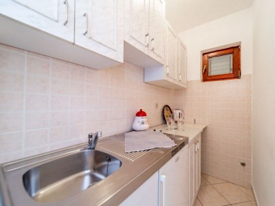 Apartment One bedroom apartment with terrace Rab A-24367-c - Outdoor photo 11