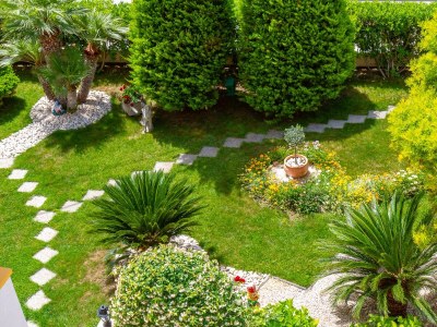 Apartment Two bedroom apartment with terrace Palit, Rab A-24376-b - Outdoor photo 5