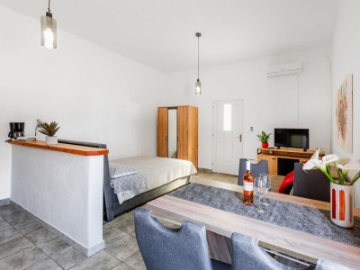 Apartment Studio flat with terrace Vrsi - Mulo, Zadar AS-24353-a - Outdoor photo 7