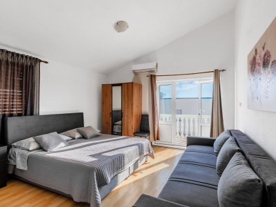 Apartment Studio flat with balcony Vrsi - Mulo, Zadar AS-24353-c in Vrsi - Apartment