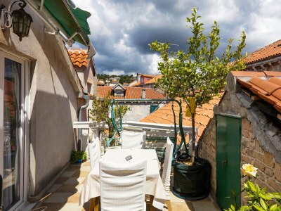 Apartment One bedroom apartment with terrace and sea view Šibenik A-24358-a - Outdoor photo 20