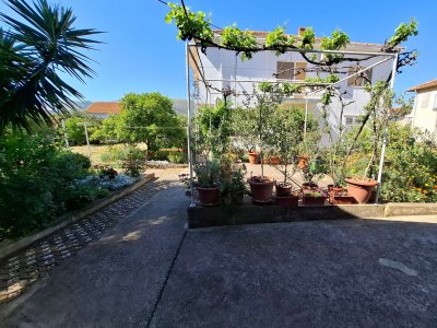 Apartment One bedroom apartment with terrace and sea view Trogir A-24405-a - Outdoor photo 2