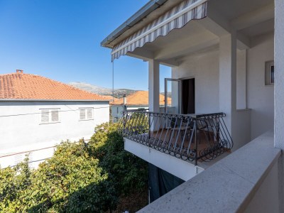 Apartment One bedroom apartment with terrace and sea view Trogir A-24405-a - Outdoor photo 16