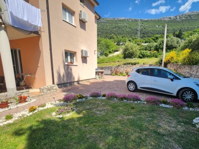 Apartment Two bedroom apartment with terrace and sea view Kaštel Stari, Kaštela A-24406-a - Outdoor photo 8