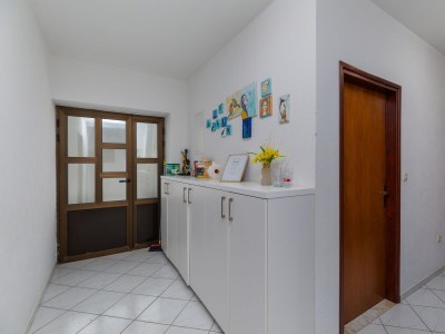 Apartment Studio flat with balcony and sea view Brela, Makarska AS-24416-a - Outdoor photo 14