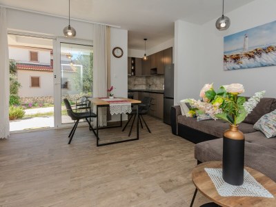 Apartment One bedroom apartment with terrace Vir A-24432-a in Vir - Apartment