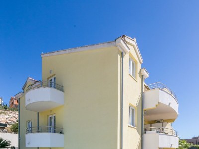 Apartment Two bedroom apartment with terrace and sea view Seget Vranjica, Trogir A-24447-b - Outdoor photo 6