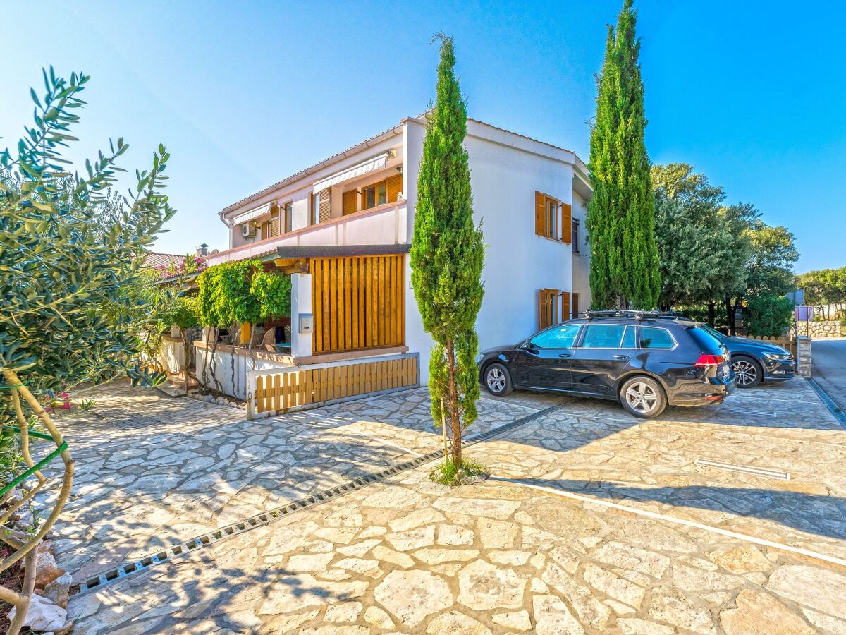 Apartment One bedroom apartment with terrace and sea view Mandre, Pag A-24492-c