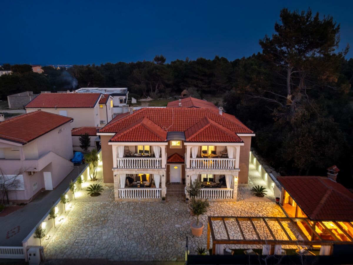 Apartment Two bedroom apartment with terrace Vir A-24513-a - Outdoor photo 5