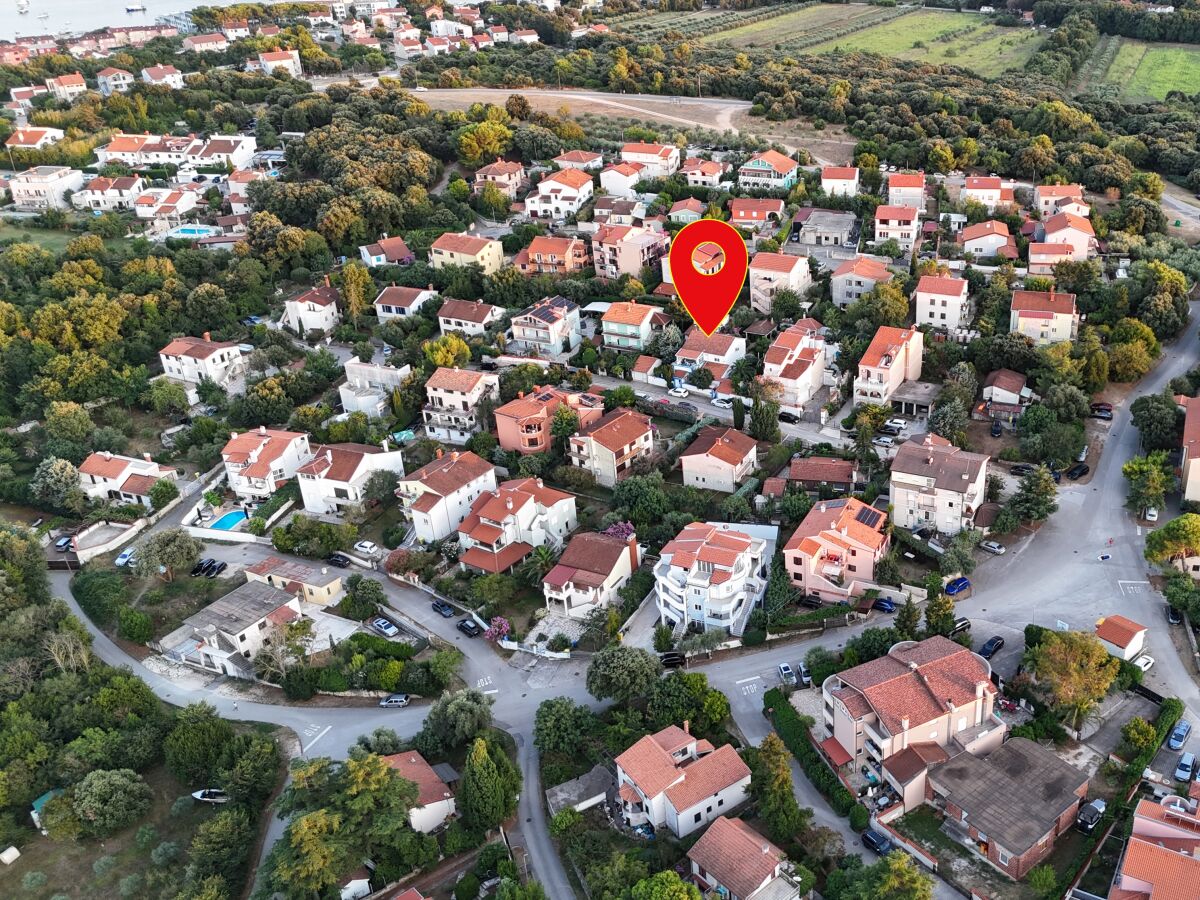 Apartment Two bedroom apartment with terrace Banjole, Pula A-14391-c - Outdoor photo 5