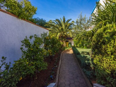 Apartment Two bedroom apartment with terrace Banjole, Pula A-14391-c - Outdoor photo 9