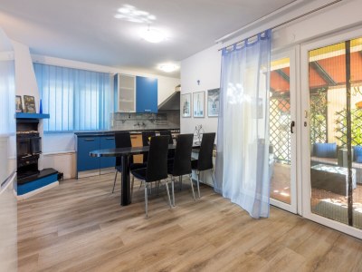 Apartment Two bedroom apartment with terrace Banjole, Pula A-14391-c - Outdoor photo 13