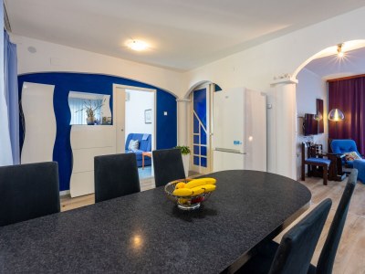 Apartment Two bedroom apartment with terrace Banjole, Pula A-14391-c - Outdoor photo 15