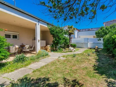 Apartment One bedroom apartment with terrace Vir A-24652-a - Outdoor photo 12