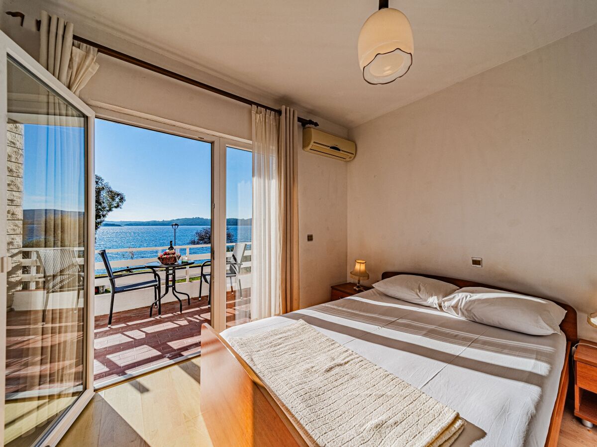 Apartment Studio flat near beach Orebić, Pelješac AS-24015-c