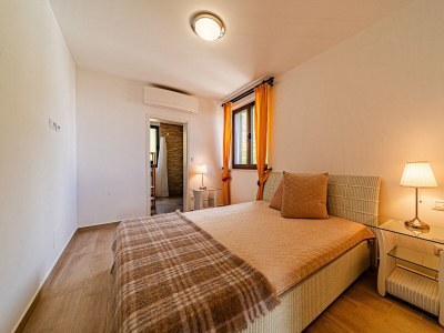 Apartment Two bedroom apartment near beach Viganj, Pelješac A-24663-a - Outdoor photo 18