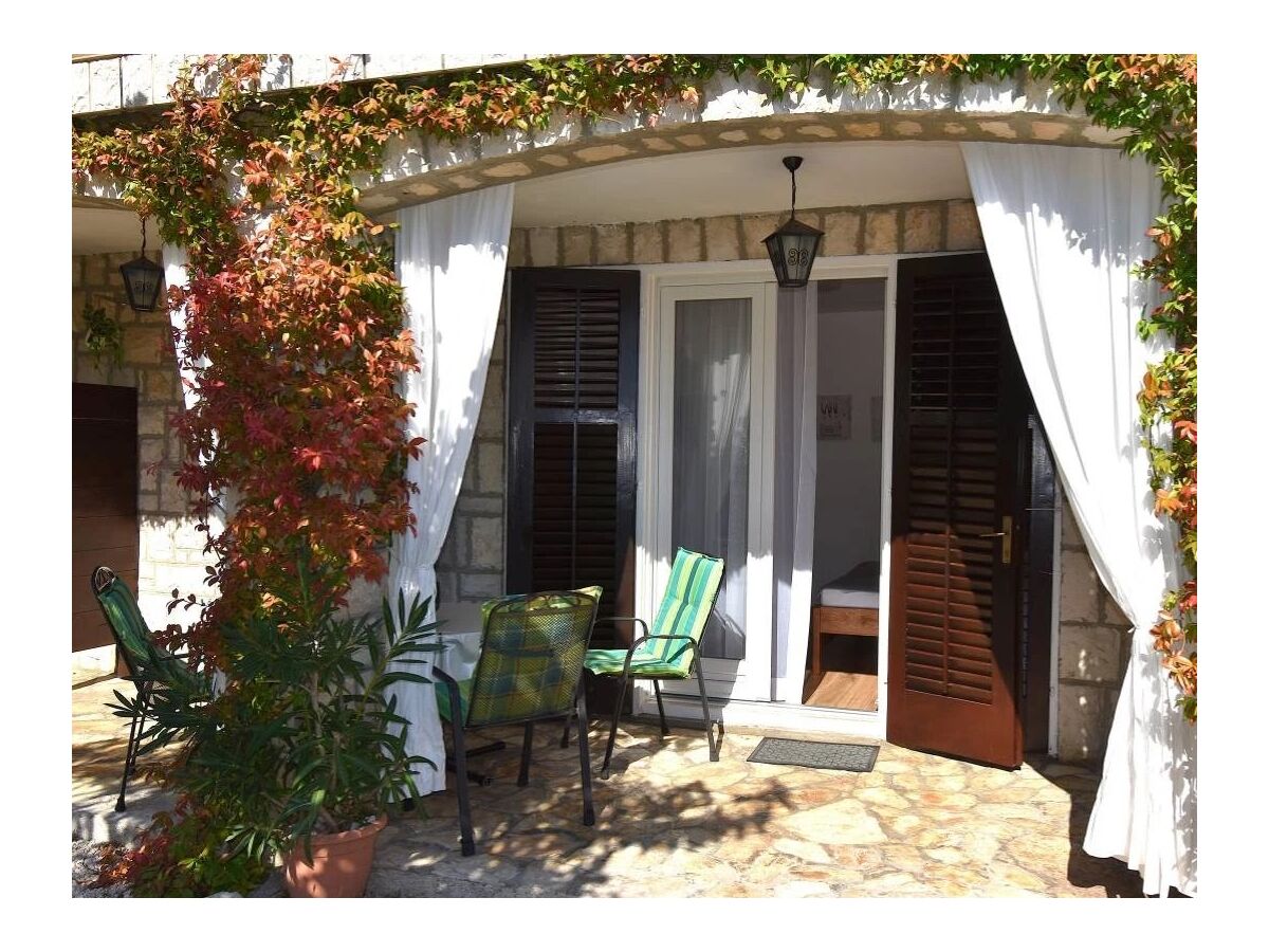 Apartment Studio flat with terrace Banjol, Rab AS-24672-a