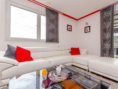 Apartment Three bedroom apartment with terrace and sea view Slatine, Čiovo A-24692-a - Outdoor photo 11