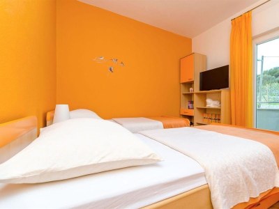 Apartment Three bedroom apartment with terrace and sea view Slatine, Čiovo A-24692-a - Outdoor photo 20