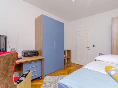 Apartment Three bedroom apartment with terrace and sea view Slatine, Čiovo A-24692-a - Outdoor photo 21