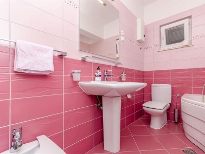 Apartment Three bedroom apartment with terrace and sea view Slatine, Čiovo A-24692-a - Outdoor photo 23