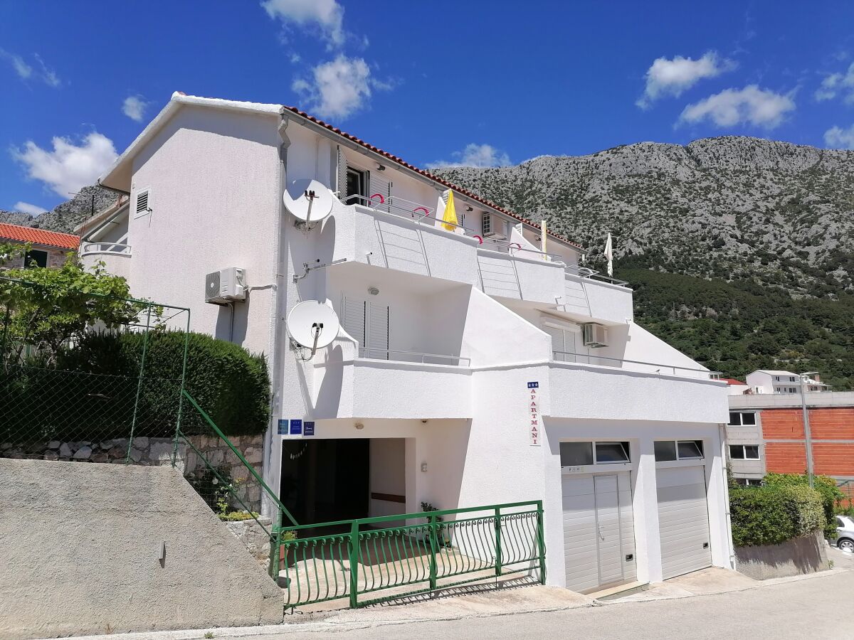 Apartment Apartments with parking space Igrane, Makarska - 24696 - Outdoor photo 2