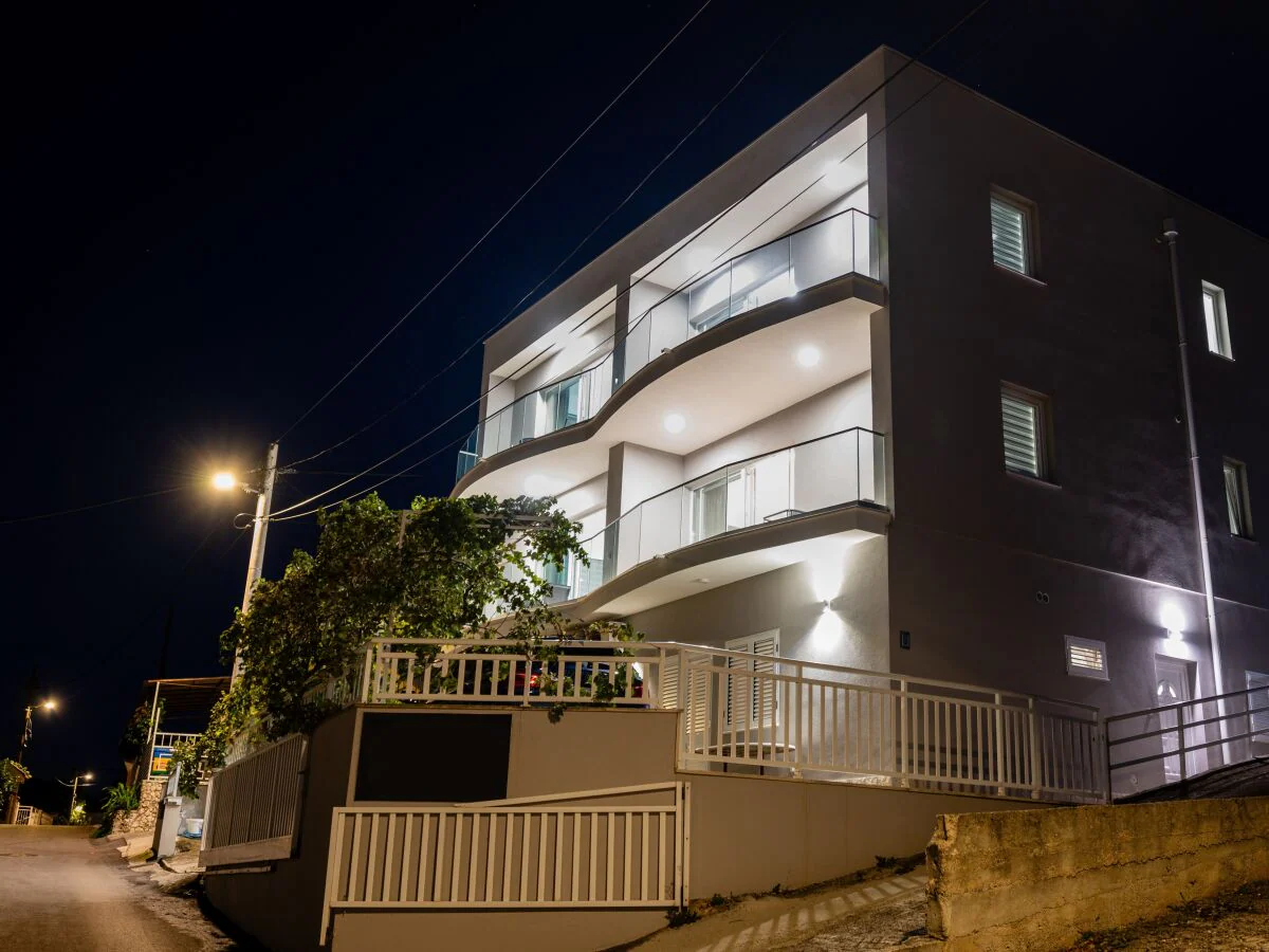 Apartment One bedroom apartment with balcony and sea view Mastrinka, Čiovo A-24727-c - Outdoor photo 3