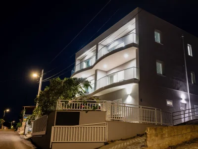 Apartment One bedroom apartment with balcony and sea view Mastrinka, Čiovo A-24727-c - Outdoor photo 3