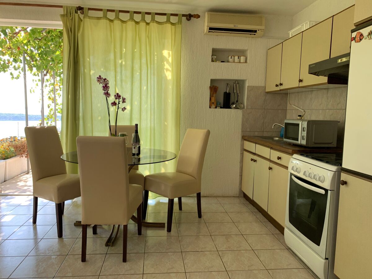 Apartment One bedroom apartment with terrace and sea view Banjol, Rab A-16647-b - Outdoor photo 3