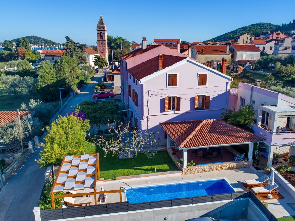 Apartment Two bedroom apartment with terrace Preko, Ugljan A-14163-b - Outdoor photo 5