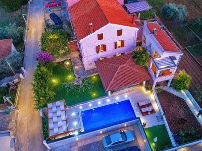 Apartment Two bedroom apartment with terrace Preko, Ugljan A-14163-b - Outdoor photo 7