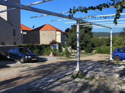 Apartment Comfortable and spacious apartment with terrace Lumbarda, Korčula A-179-a - Outdoor photo 12