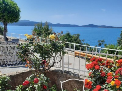 Apartment Three bedroom apartment near beach Brodarica, Šibenik A-921-a - Outdoor photo 37