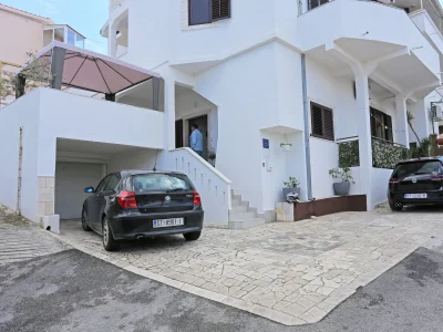 Apartment Two bedroom apartment with terrace and sea view Mastrinka, Čiovo A-4324-c - Outdoor photo 5