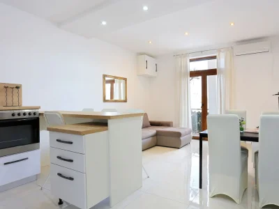 Apartment Two bedroom apartment with terrace and sea view Mastrinka, Čiovo A-4324-c - Outdoor photo 11