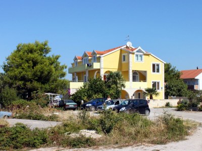 Apartment Two bedroom apartment with terrace Šibenik A-4166-a - Outdoor photo 3