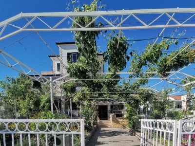 Apartment Two bedroom apartment near beach Vinišće, Trogir A-4288-c - Outdoor photo 22