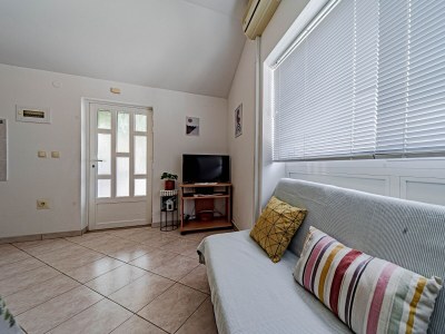 Apartment One bedroom apartment near beach Lumbarda, Korčula A-4348-b - Outdoor photo 16