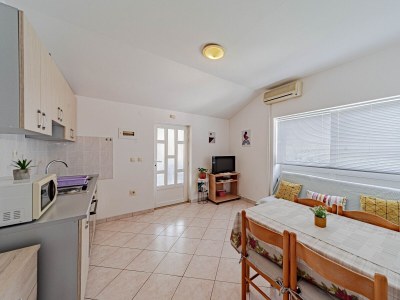 Apartment One bedroom apartment near beach Lumbarda, Korčula A-4348-b - Outdoor photo 18