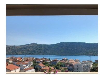 Apartment Three bedroom apartment with terrace and sea view Poljica, Trogir A-24016-a - Outdoor photo 28