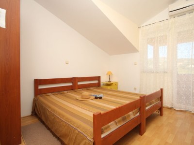 Apartment Studio flat with terrace and sea view Vinišće, Trogir AS-8660-a - Outdoor photo 18